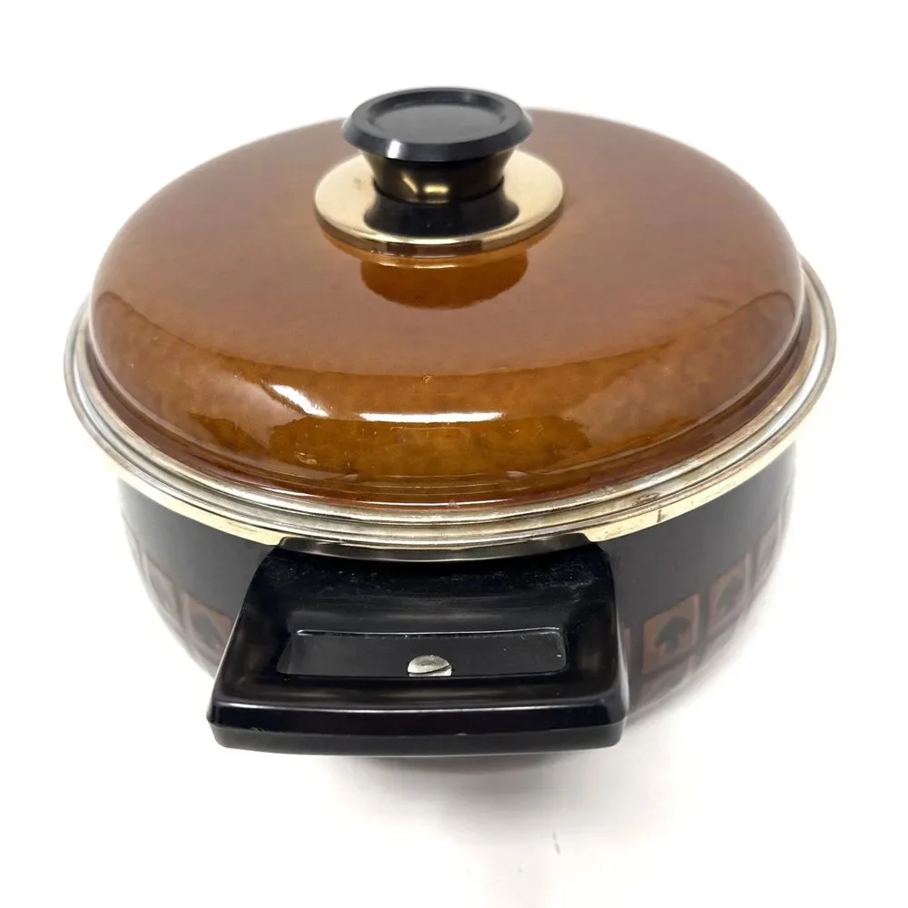 VTG West Bend Le Provencal Enamelware 2.5 Qt. Stock Pot Lid Brown Spade Mushroom